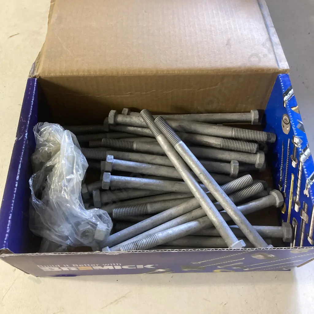 33 x Bremick Class 4.6 Hex Bolts & Nuts M12 x 180mm Galvanised Image 1++
