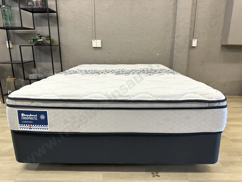 Sleepyhead Chiropractic Cardrona Queen Size Mattress & Base Image 1++