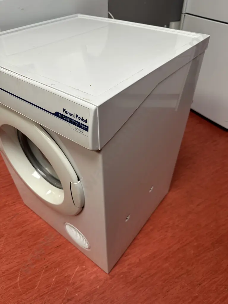 Fisher & Paykel Auto Sensing ED55 Clothes Dryer, Serial #DEL140593 Image 1++