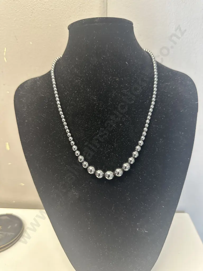 Vintage Hematite Beaded Necklace Image 1++