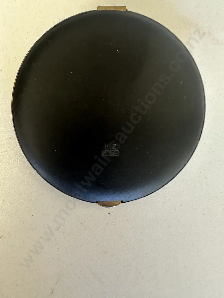 Vintage K24 Japanese Damascene Mirrored Powder Compact. Black With Gold Etched Mt Fuji Scene Image 1++