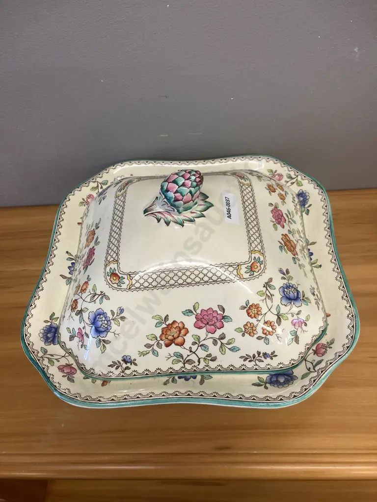 Spode Audley Green Edge Royal Jasmine Square Vegetable Tureen with Lid Image 1++