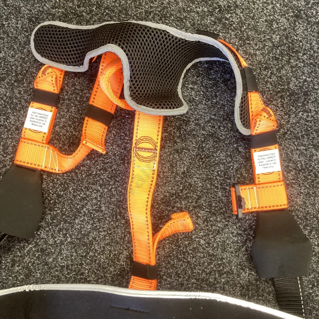 Ling Height Safety Harness (Tag LTK-1120 Exp 04-09-22) Image 1++
