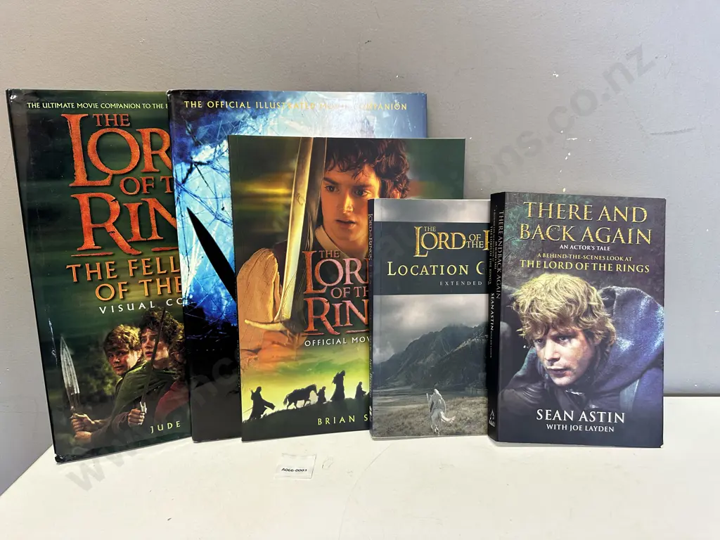 The Lord Of The Rings Books - Location Guidebook, Official Movie Guide, Visual Companions, There & Back Again. Image 1++