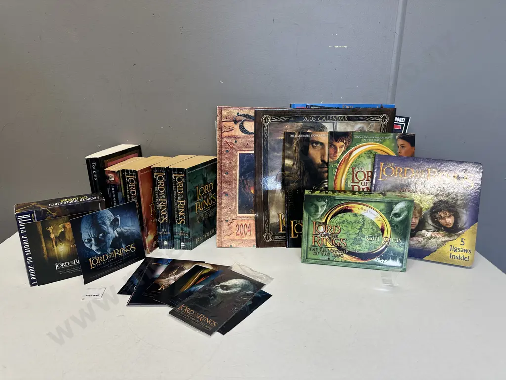 Tolkien Books, Jigsaws, Gift Cards, Photo Guides, Calendars, Magazines Etc Image 1++