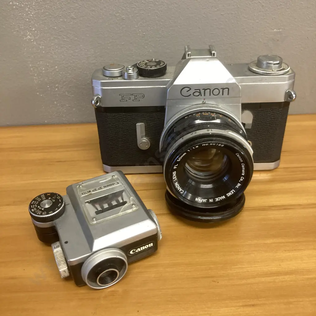 Canon FP 35mm SLR Camera #116716 With Canon FP External Exposure Meter & FL 50mm 1:1.8 Lens 56168 Image 1++