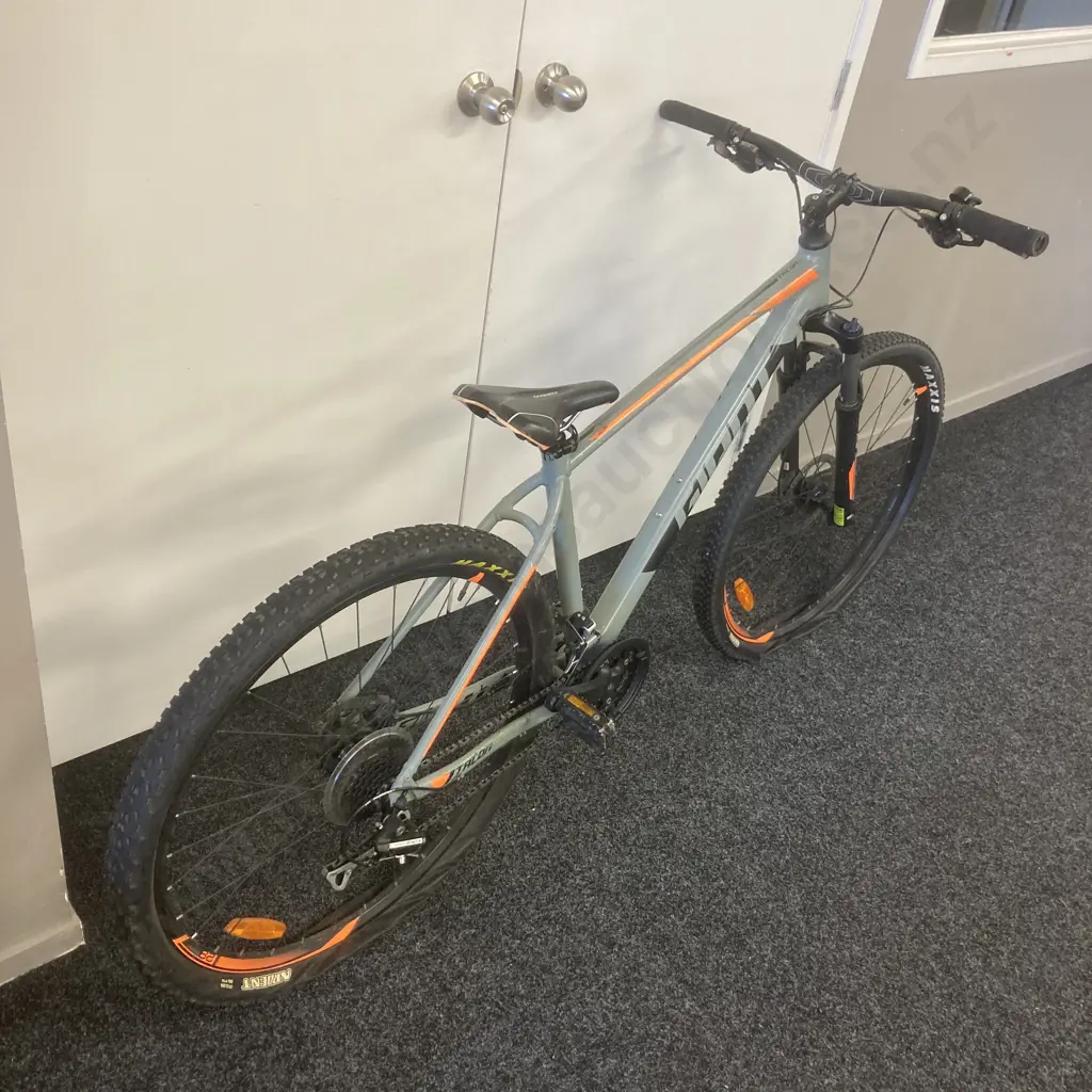 Giant Talon 29 Mountain Bike, Grey & Orange Colours Image 1++