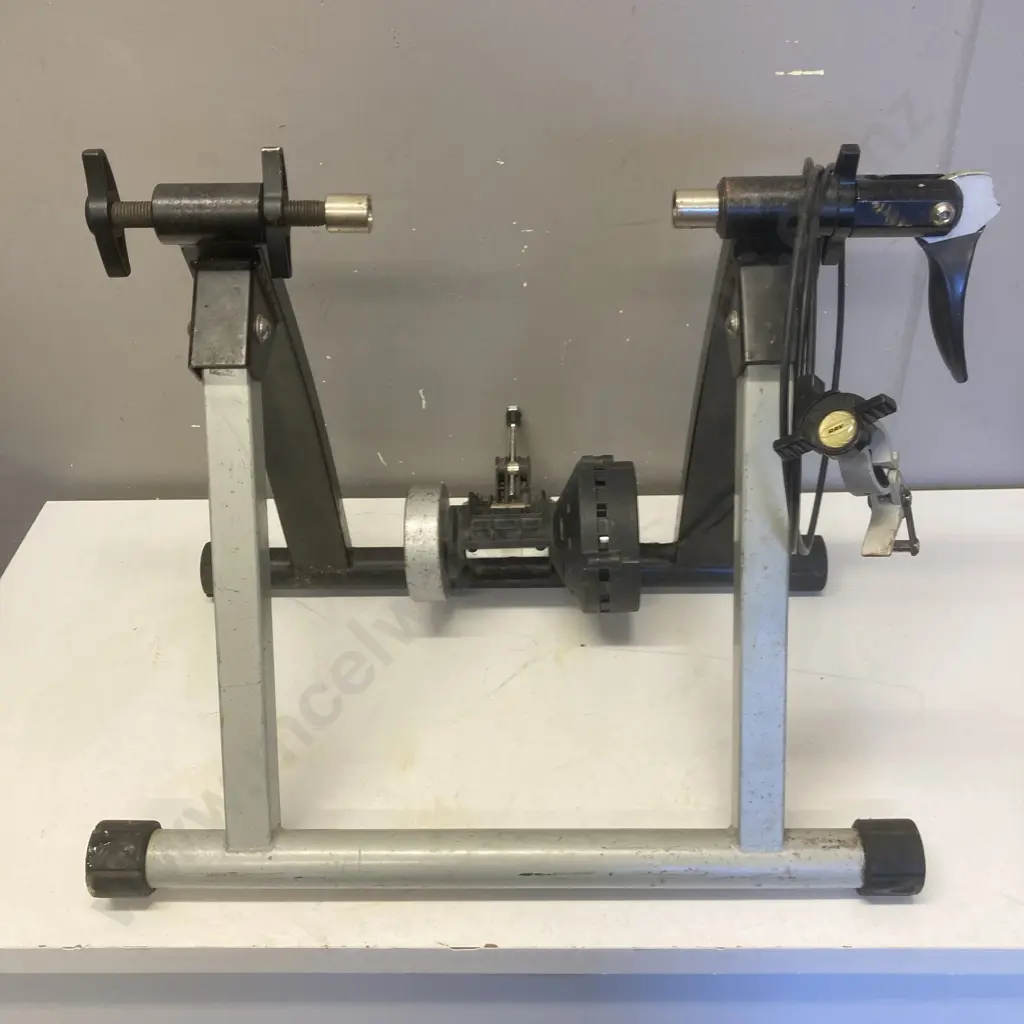 RavX TX3 MAG Cycle Trainer Image 1++