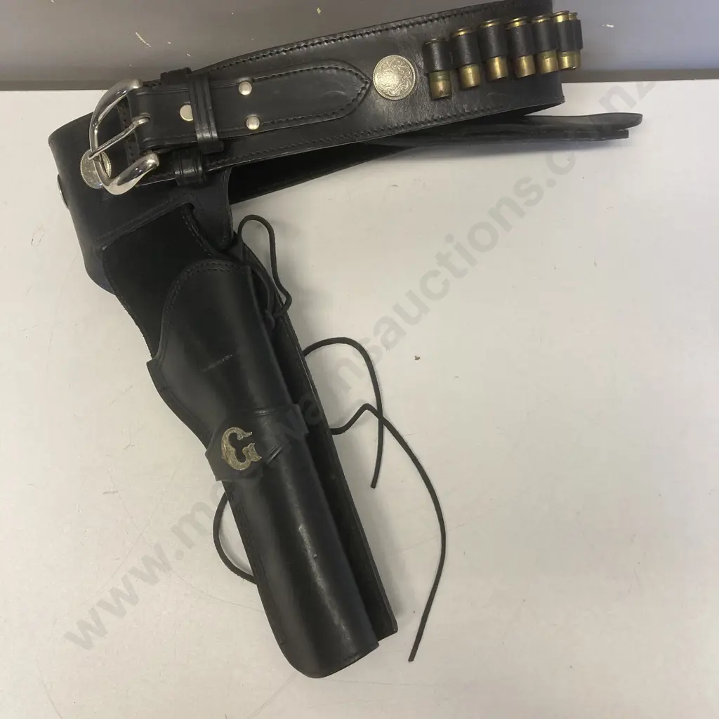 Laredoan Model 1914 Western Rig - Black, 36" Waist, Suede Leather Lined, RH, Silver Plated Conchos & Letter G On Holster Image 1++