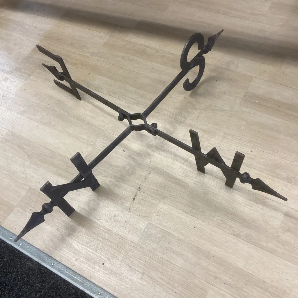 Large Vintage Heavy Black Steel Weather Vane. 21 x 95cm Image 1++