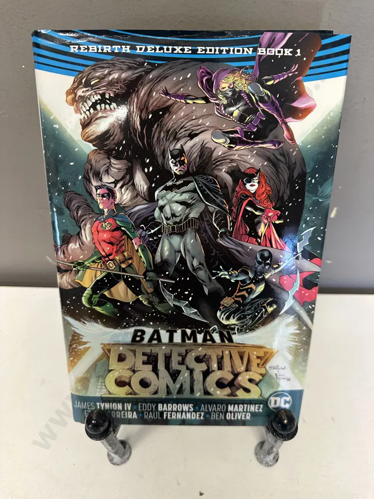 Batman Detective Comics The Rebirth Deluxe Edition Book 1 - Hardcover First Printing 2017 Image 1++