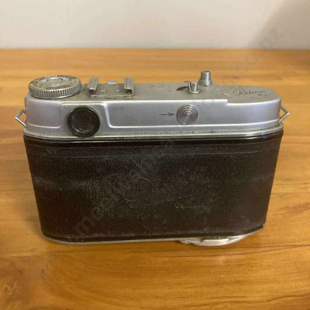 Kodak Retina IIc Camera With 50mm f/2.8 Schneider Kreuznach Retina Xenon C Lens Synchro. No.709204 Image 1++