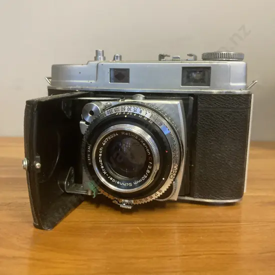 Kodak Retina IIc Camera With 50mm f/2.8 Schneider Kreuznach Retina Xenon C Lens Synchro. No.709204