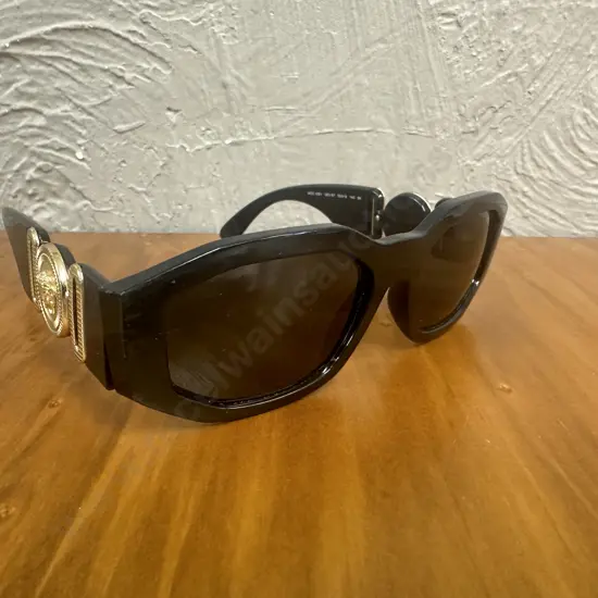 Italian Fashion  'Versace' Sunglasses Mod-4361 GB1/87 53D18