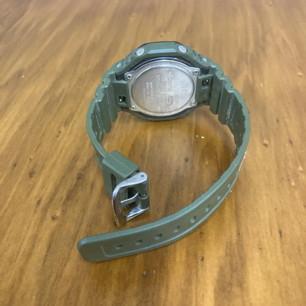 Casio G-Shock Carbon Core Guard Utility Colour Edition Watch GA-2110SU Image 1++