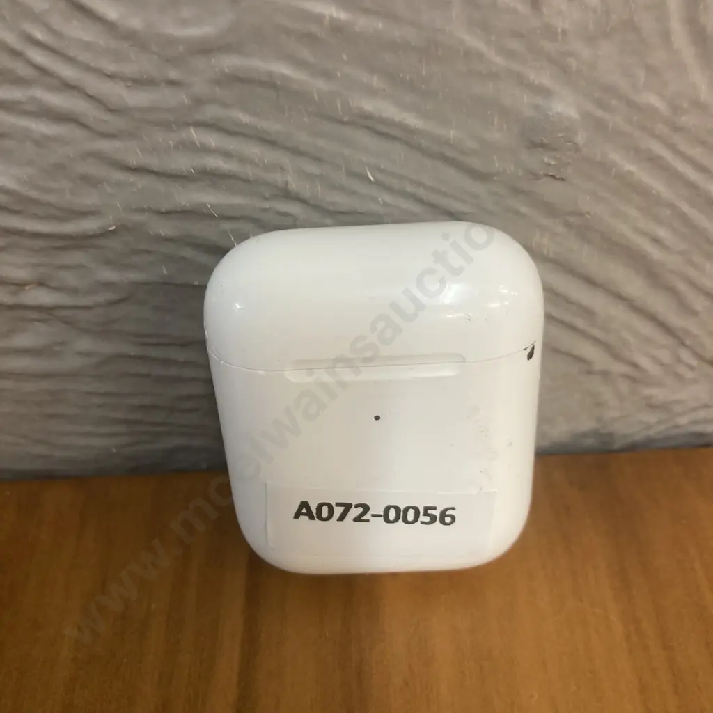 AirPods 2 (A2032) With Charging Case Image 1++