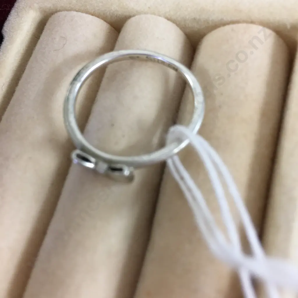 Stolen Girlfriend 925 Bow Ring Image 1++