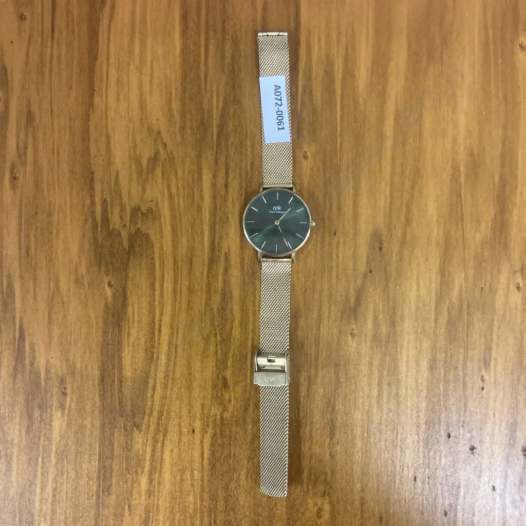 Daniel Wellington Petite Emerald 28 Green Watch Image 1++