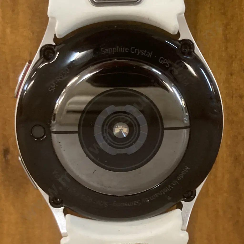 Samsung Galaxy Watch6 Bluetooth (40mm) Sapphire Crystal, GPS. Serial #RFAW81HMYPA Image 1++