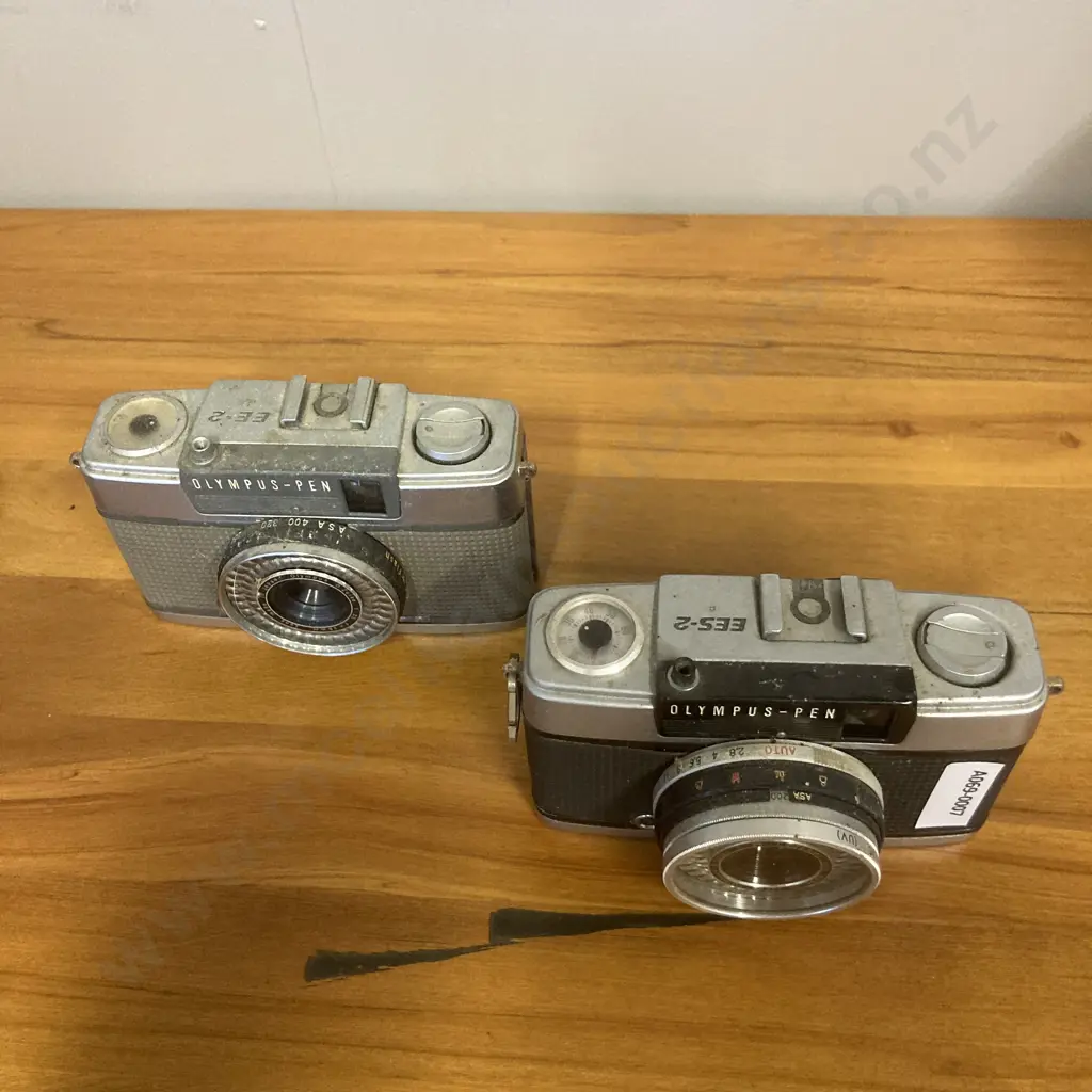 Olympus PEN 35mm Half Frame Film Cameras - EE-2 With D.Zuiko 28/3.5 Lens & EES-2 With D.Zuiko 28/3.0 Lens Image 1++