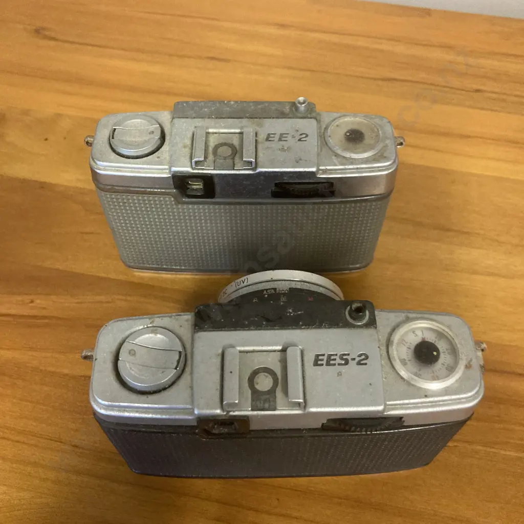 Olympus PEN 35mm Half Frame Film Cameras - EE-2 With D.Zuiko 28/3.5 Lens & EES-2 With D.Zuiko 28/3.0 Lens Image 1++