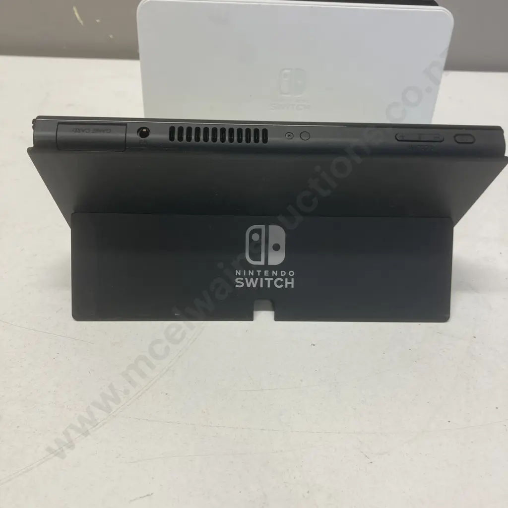 Nintendo Switch – OLED Model  HEG-001 With Dock HEG-007 (No Controllers or Leads) Image 1++