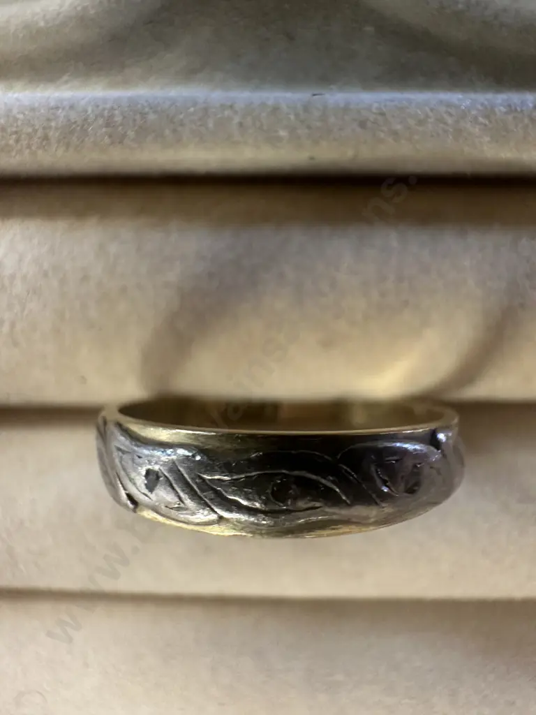 18ct Gold Ring (Damaged) Image 1++