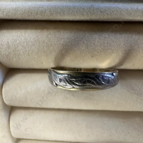 18ct Gold Ring (Damaged)
