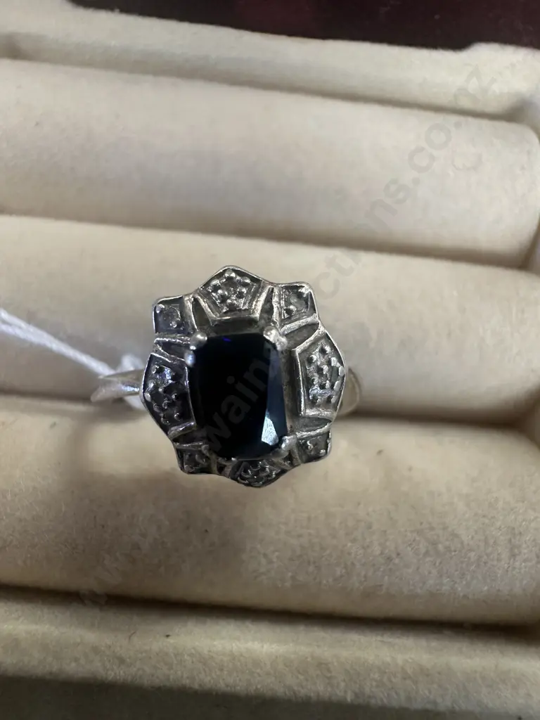 Vintage 925 Ring With Sapphire Stone Image 1++