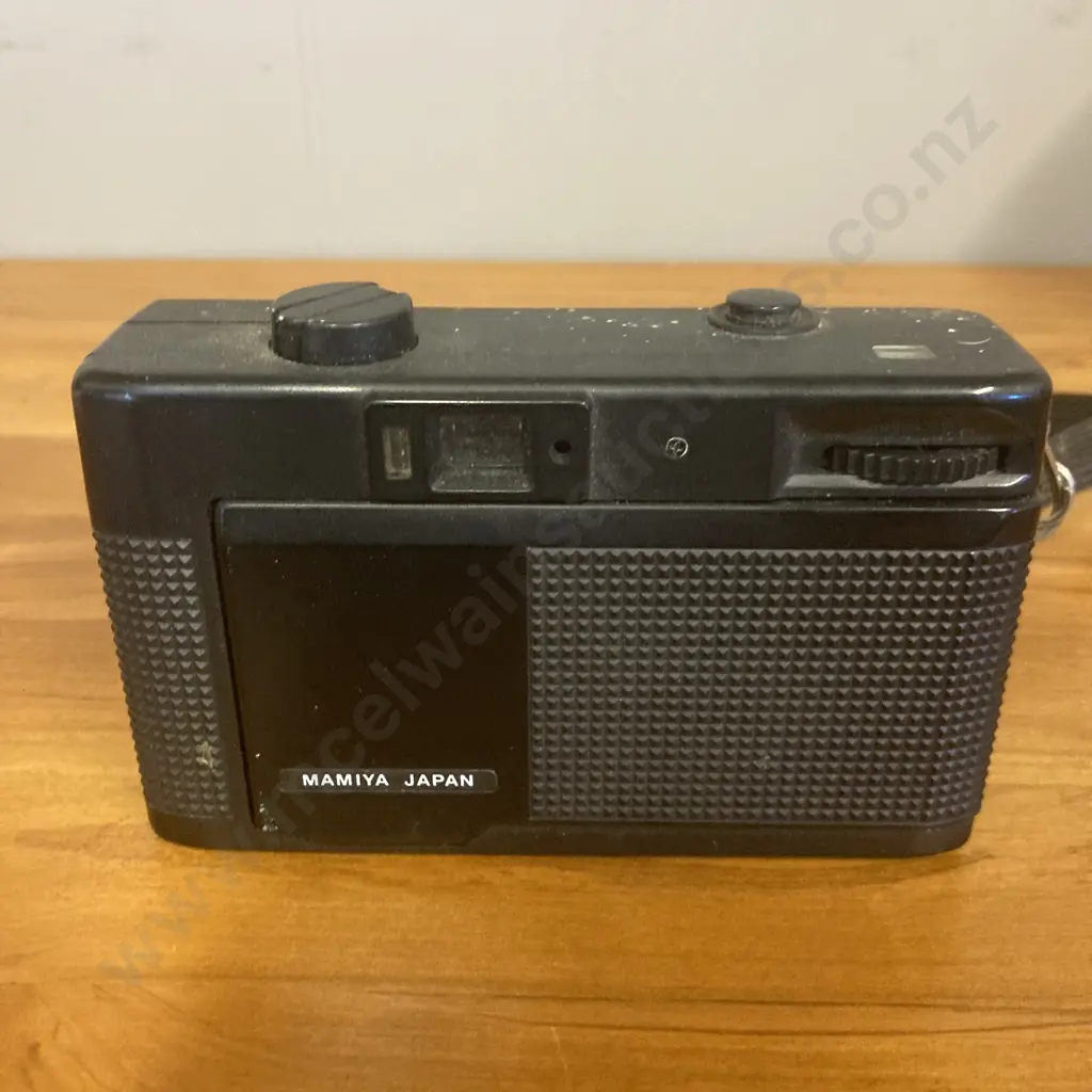 Mamiya EF2 Black 35㎜ Point & Shoot Film Camera 38㎜ f/4 Lens From JAPAN Image 1++