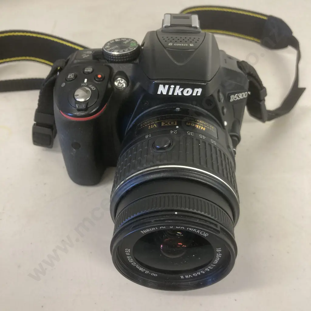Nikon D5300 DSLR Camera #4519417 With AF-S DX Nikkor 18-55mm 1:3.5-5.6G VR II Lens With Strap (No Charger) Image 1++