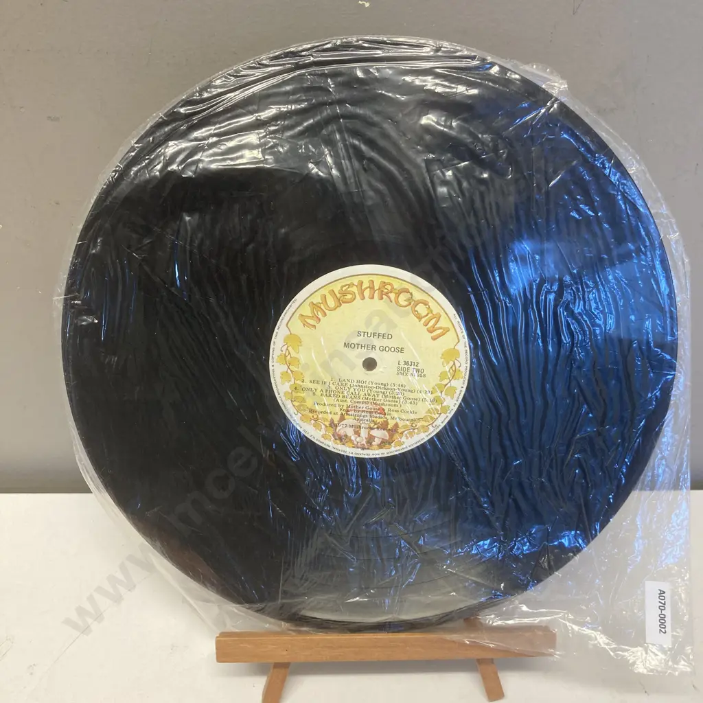 Mother Goose - Stuffed Vinyl LP L 36312 Mushroom Label 1977 New Zealand Gatefold Cover Includes Insert With Lyrics Image 1++