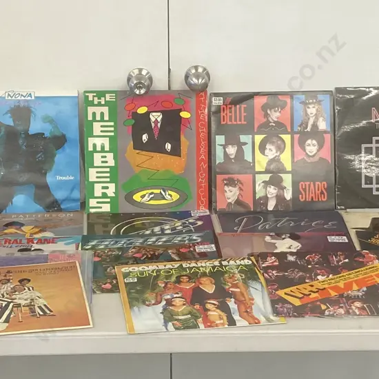 Assorted Vinyl LPs x 24 - Nona Hendrix, George Benson, Floaters, Fifth Dimension, Samantha Fox, The Members Etc