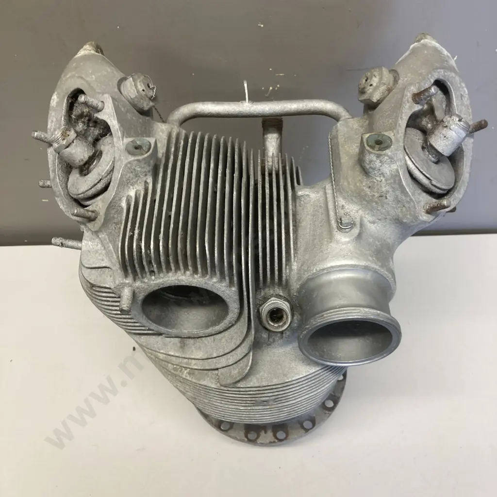 Pratt & Whitney R1830 Radial Aircraft Engine Front Cylinder DC3 F4F PBY (Pratt & Whitney R-1830-92 ) Image 1++