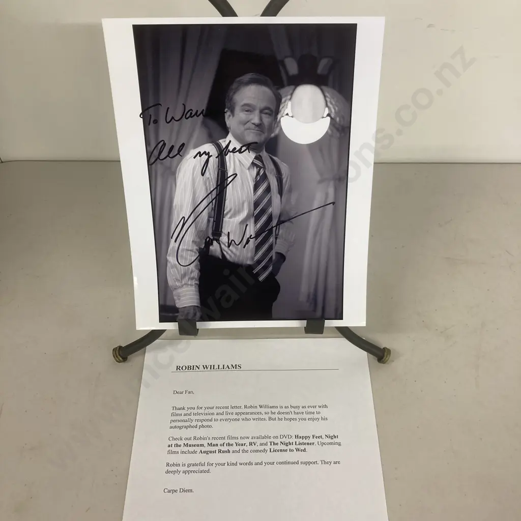 Robin Williams 'Man Of The Year' Autographed Signed 8' x 10" Photo With Correspondence Image 1++