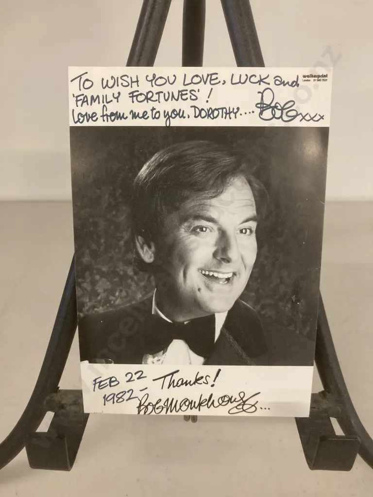 6″ x 4″ Black & White Promo Card Hand Signed By Bob Monkhouse - Feb 22 1982 Image 1++