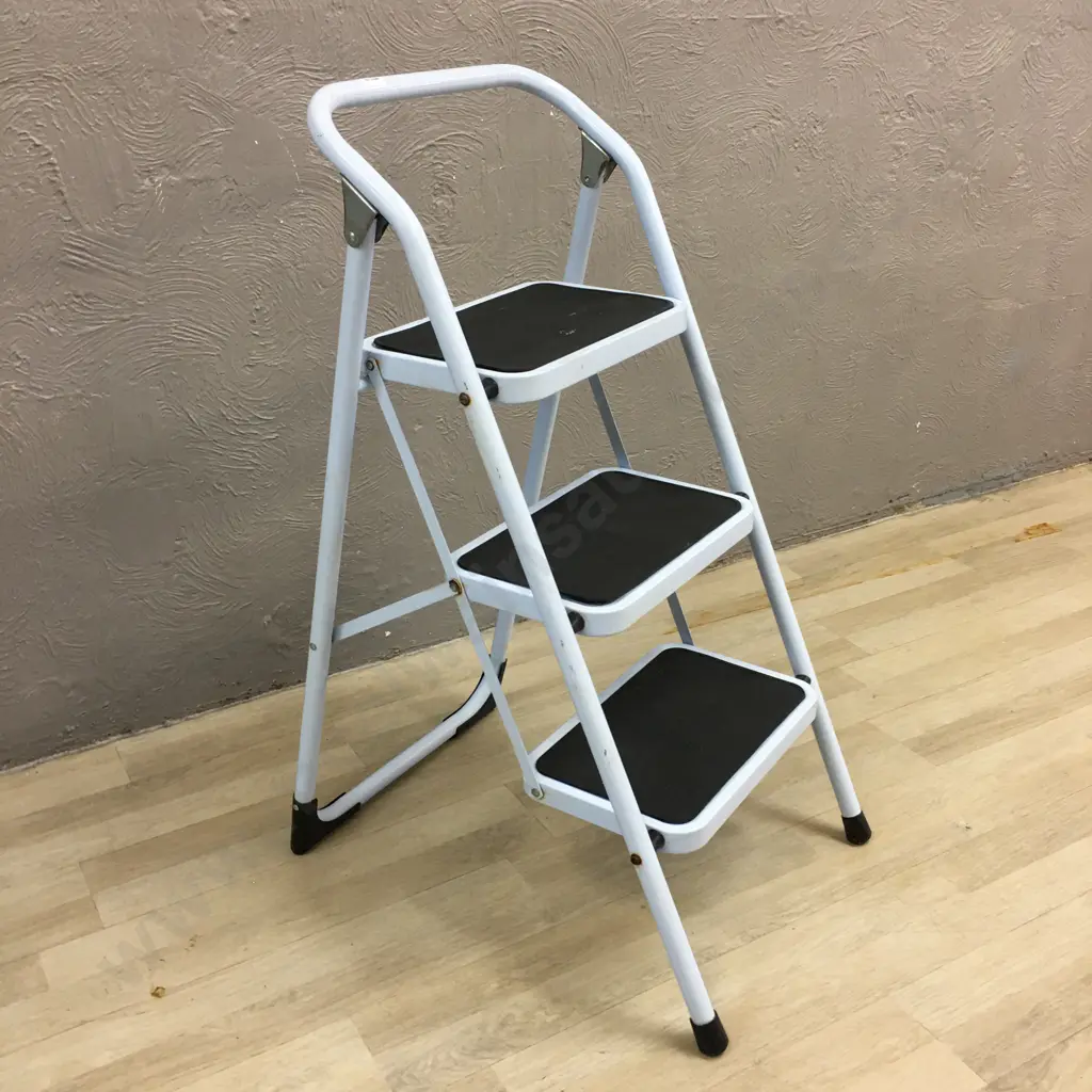 White 3 Step Folding Step Ladder Image 1++