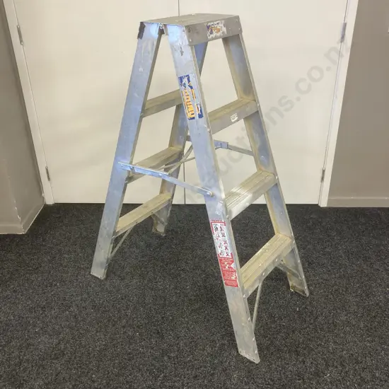 Rhino Aluminium Industrial Double Sided Stepladder, 4' 120Kg