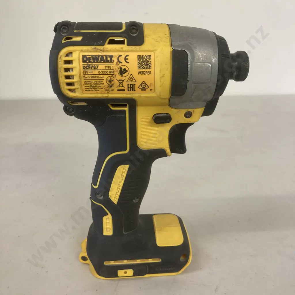 DeWALT 18V Brushless Impact Driver Skin - DCF787 Image 1++