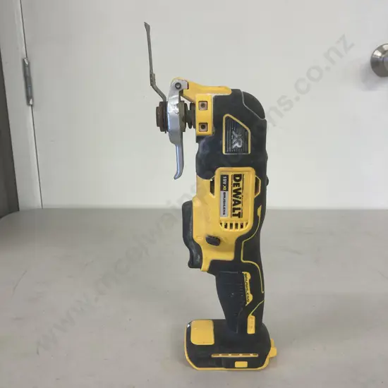 DeWALT 18V Brushless Cordless Oscillating Multi-tool Skin - DCS355-XE