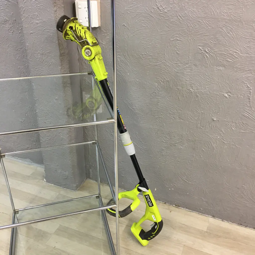 Ryobi 18V One+ OLT1830 Line Trimmer Skin Image 1++