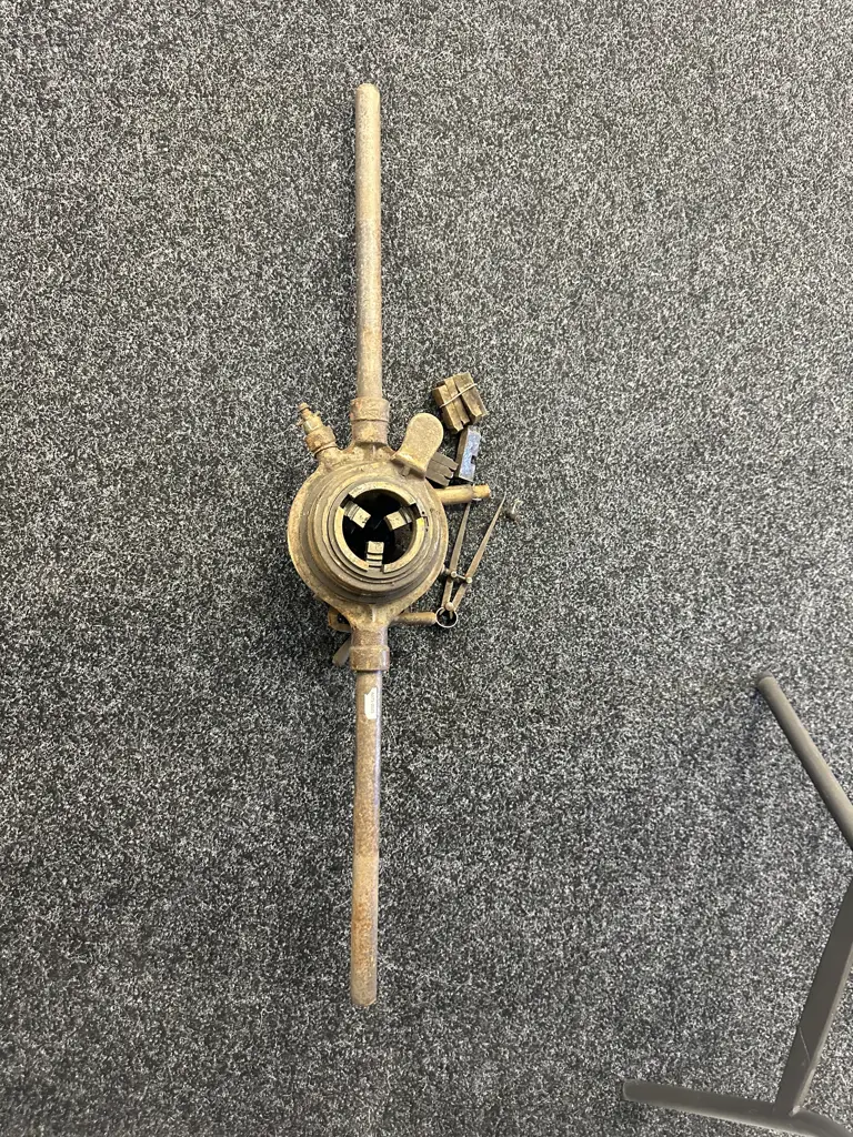 Vintage Pipe Threader Image 1++
