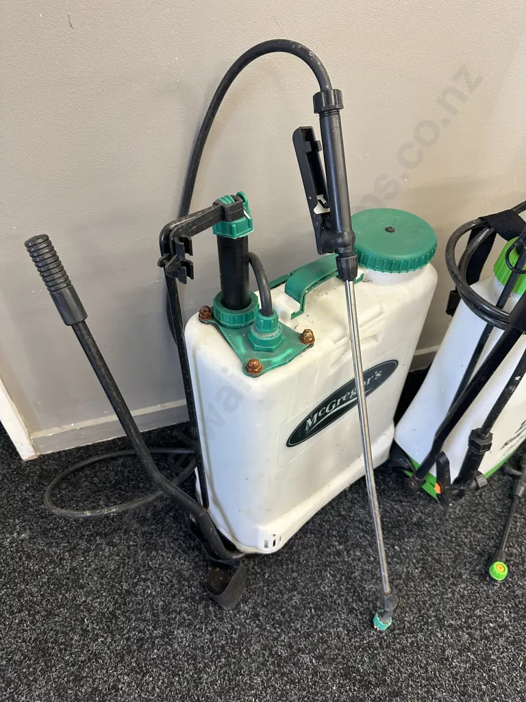 Pair of McGregor Knapsack Sprayers (1 Missing a Fitting) Image 1++