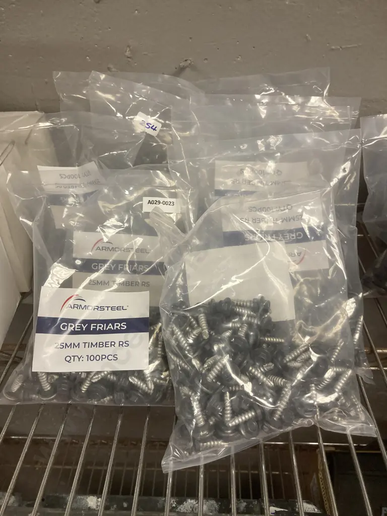 New Grey Friars 25mm Timber Roofing Screws - 10 x Packs of 100 Image 1++