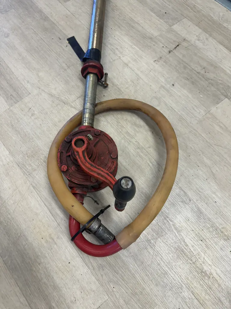 Rotary Hand Drum Pump Image 1++