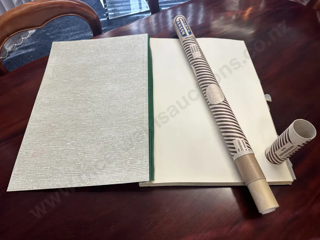 Canson Superior Tracing Paper Roll 90 - 95 g/m² In Cardboard Tube. A2 Sized Artists Book With Alternating Tracing Paper Image 1++