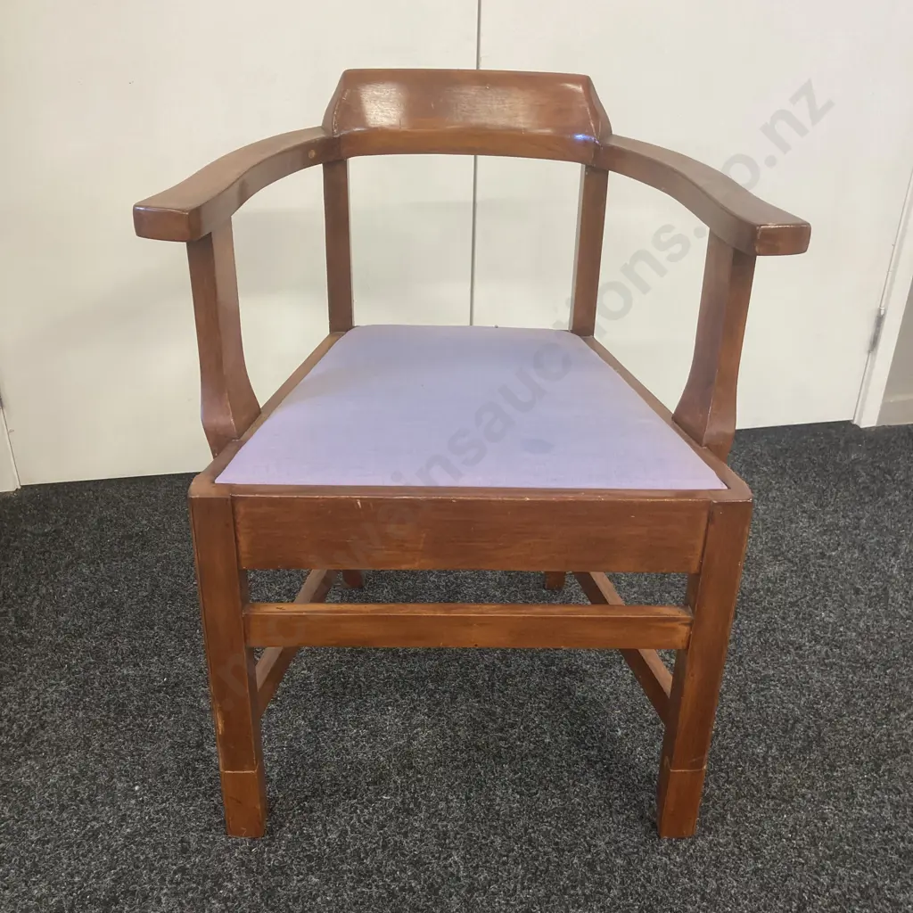 Vintage Tub Chair. 77 x 62cm Image 1++