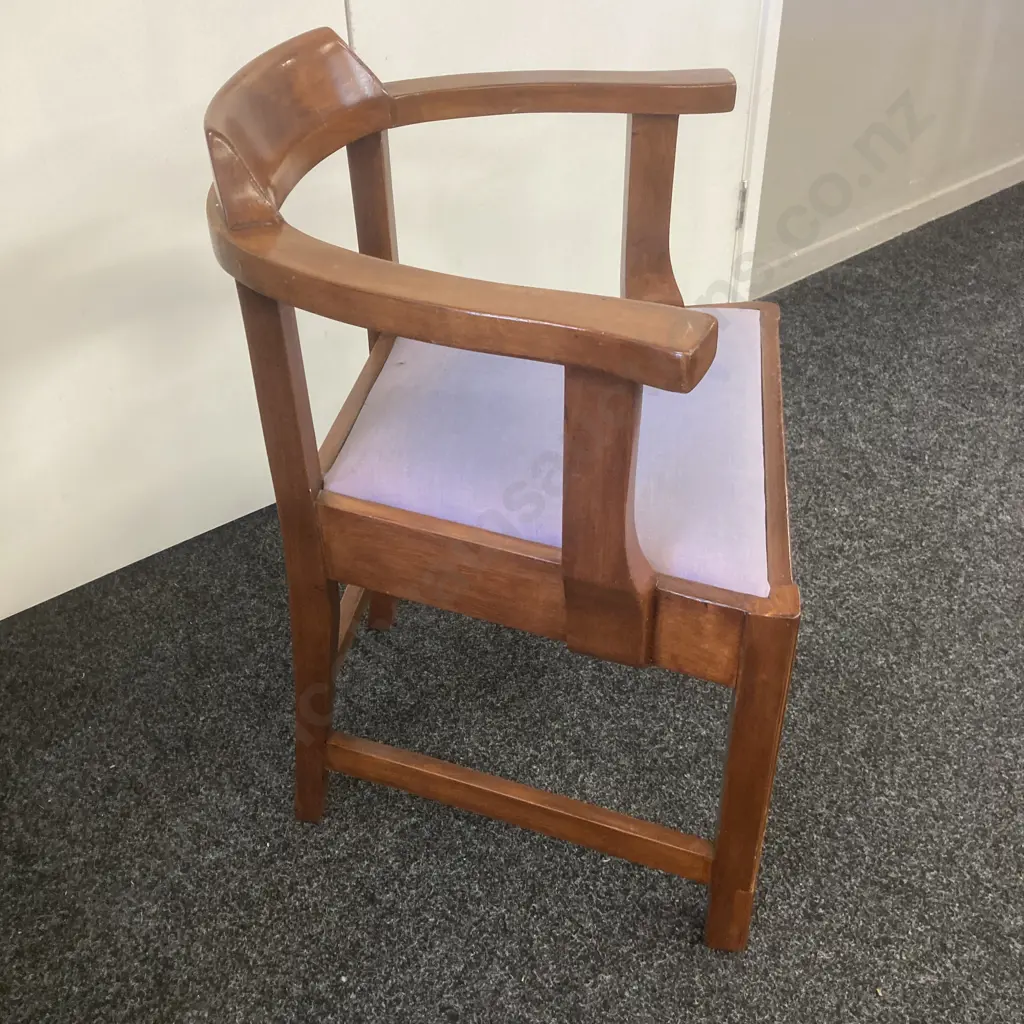 Vintage Tub Chair. 77 x 62cm Image 1++