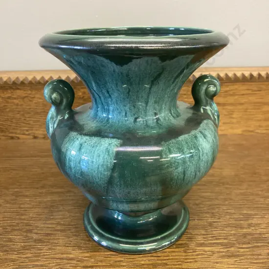 Titian New Zealand Vase. In (Orzel) Green Glaze, Marked At Base SB 204. 17 x 14cm