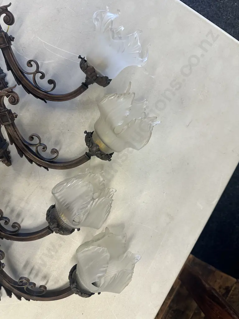Vintage Wall Lights x4 With Assorted Tulip Shaped Glass Shades Image 1++